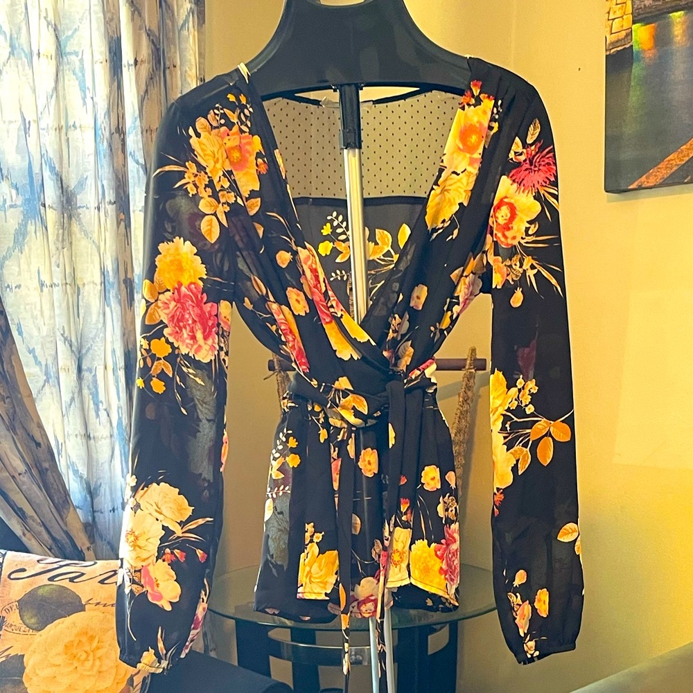 Floral mesh Blouse